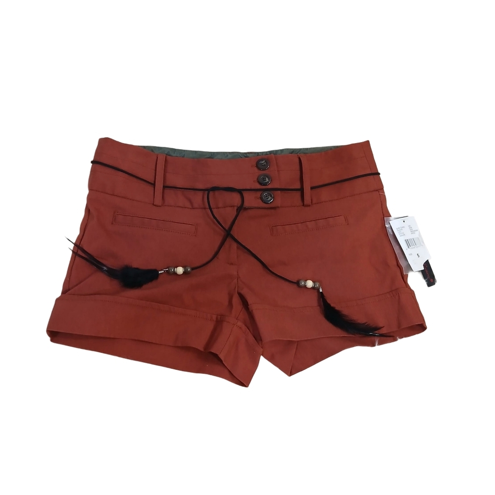 5x$25"Tracy Evans Y2k NWT Stretchy Girl Brown Shorts  With Feather Details